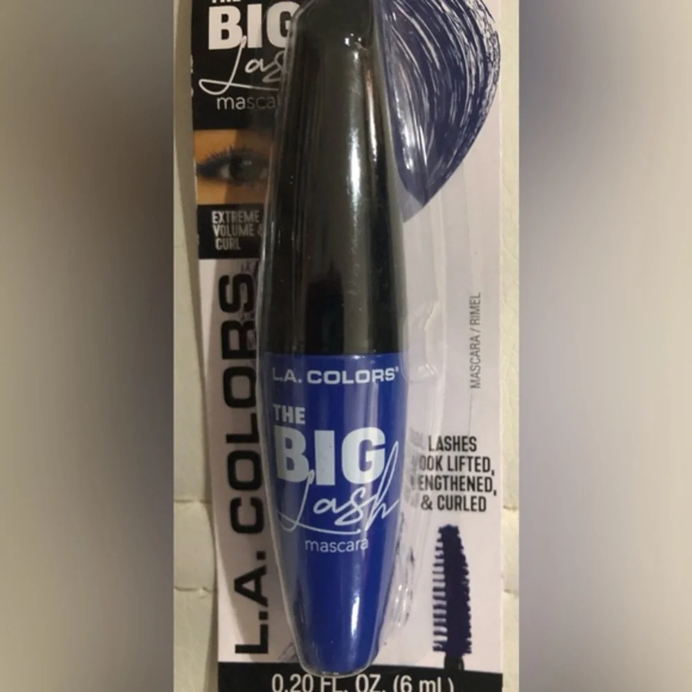 4piece Mascara & lash conditioner bundle in purple, navy, black mascara & primer